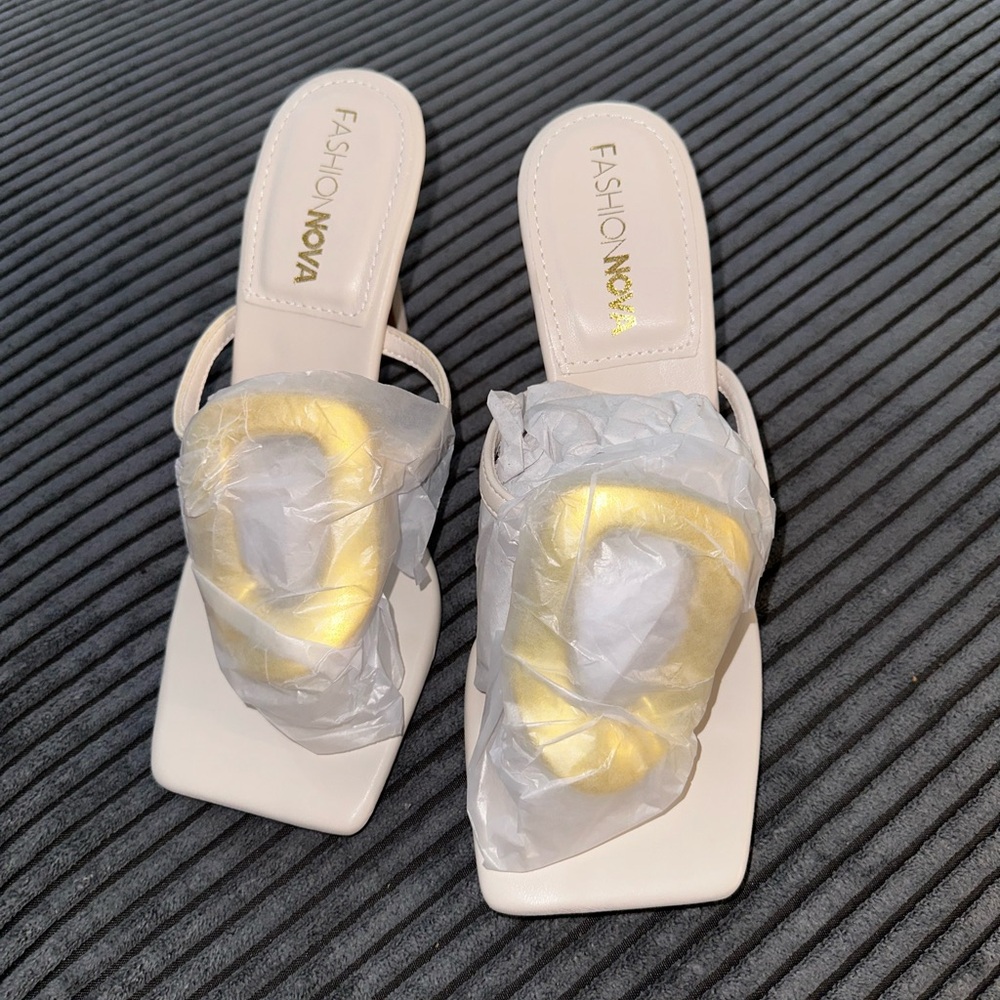 Fashion Nova Cream and Gold Heels